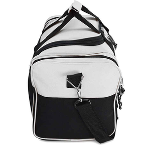 Sac de sport personnalisé avec logo pour équipe de basketball, sac de sport léger en Oxford, capacité 30-40L, sacs en provenance du Pakistan - Product Image 4