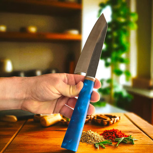 Couteau de Chef Santoku à Lame Courbée en Acier Carbone Fait Main (ODM) pour Hôtels, Camping et Cuisine en Extérieur - Product Image 6