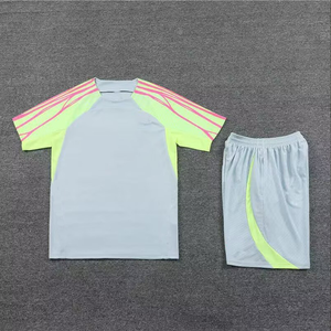 Conjunto Cortavientos Color Block para Hombre, Chaqueta con Capucha de Secado Rápido y Pantalones Cortos, Atuendo Deportivo de Verano, Material Ligero de Poliéster - Product Image 5