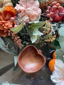 Elegantes Tazones de Madera de Mango en Forma de Manzana para Regalos Corporativos, Vajilla de Lujo Hecha a Mano y Ecológica para Restaurantes y Hogares - Product Image 6