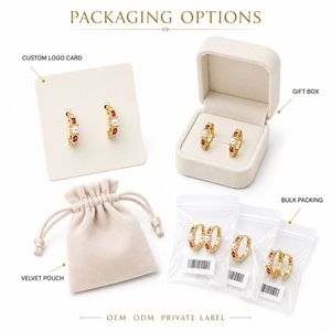 Pendientes Huggie de Plata de Ley 925 al por Mayor, Chapados en Oro de 18K, con Perlas y Circonitas Rosas - Product Image 5