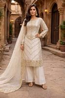 Ensemble Kurti en soie Fendy brodée de sequins avec pantalon doublé en micro-coton et dupatta assorti pour femme QO 1060