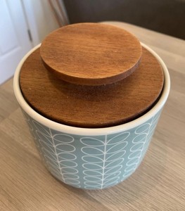 Pot de rangement en céramique à motif moderne avec couvercle en bois, récipient hermétique pour aliments, organisateur de comptoir de cuisine durable - Product Image 2