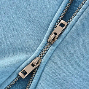 Manteau long en coton zippé pour femme, coupe ample à épaules tombantes, avec capuche et techniques d'impression, col montant, idéal pour les saisons automne-hiver - Product Image 3