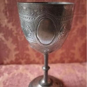 แก้วทองเหลืองโบราณสลักลาย งานฝีมือโลหะจากอินเดีย-สวยงาม ปลอดภัยสำหรับเครื่องล้างจาน และเป็นมิตรกับสิ่งแวดล้อม - Product Image 1