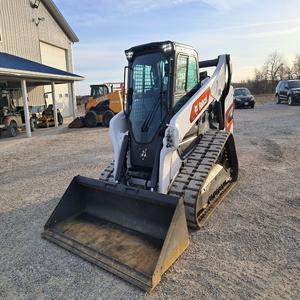 Chargeuse compacte Bobcat T86 avec composants essentiels : pompe hydraulique Moog, moteur, roulement et boîte de vitesses - Product Image 3