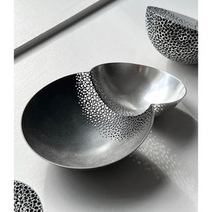 Centro de Mesa de Metal de Color Negro de Diseño Único y Lujoso, Artículos de Comida de Alta Calidad, Tazones de Lujo para Servir, Utensilios de Cocina - Product Image 1