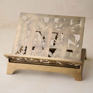 Porta Recetas de Metal Pulido para Interiores de Cocina Elegantes y Funcionalidad Suave, Confiable y Práctica para Exhibir Recetas Diarias - Product Image 4