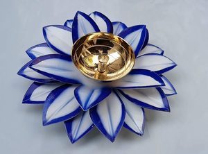 <b>Lotus</b> Kamal Brass Diya Oil <b>Lamp</b> Stand Decorative Flower Deepak for Pooja Room Home Temple Diwali Festival Decoration Traditional - Product Image 2