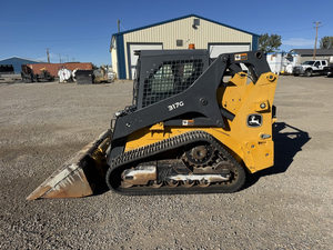 Cargadora Compacta de Dirección Deslizante 317G 2022, Equipo de Construcción de Servicio Pesado con Motor y Caja de Cambios con Capacidad de Carga Nominal de 200 Toneladas - Product Image 4