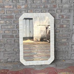 Miroir en os incrusté très demandé, pièce maîtresse pour un style intérieur sophistiqué, disponible au prix d'usine - Product Image 1