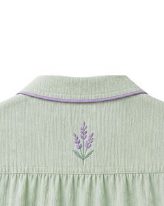 Ensemble de pyjama personnalisé vert clair pour femme, manches courtes, boutonné, broderie lavande, doux et respirant, idéal pour l'été - Product Image 5