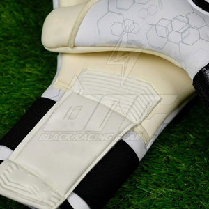 Breathable Goalkeeper <b>Gloves</b> Professional Soccer Goalkeeper <b>Gloves</b> with Custom High Grip Latex Palm Customized Football - Product Image 4