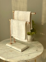 Porte-serviettes de salle de bain en or blanc personnalisé, élégant et moderne, avec barres en acier, base en marbre blanc, forte demande