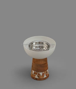 Brûleur Bakhoor en bois poli avec incrustation de perles exquises et finition élégante en bois de noyer pour les rituels de parfum et la décoration de la maison - Product Image 1