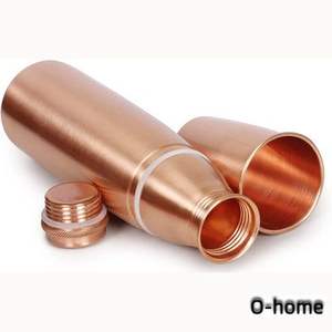 Botella de Agua de Cobre para Exhibición en Tiendas, Atractiva para la Colocación en Tiendas y para Atraer la Atención del Comprador - Product Image 2