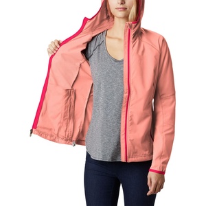 Chaqueta Softshell de Poliéster para Mujer al por Mayor, Resistente al Agua, con Capucha, Ligera, Marca Privada, Ropa Deportiva para Exteriores, MOQ Bajo - Product Image 4