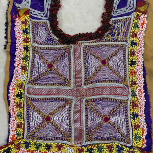 Lote de 50 Piezas de Apliques Bordados Tradicionales Banjara para Cuello de Camisa, Parches para Coser - Product Image 1