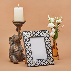 <b>Black</b> mother of pearl photo <b>frame</b> cheap price shiny capiz shell inlay picture <b>frames</b> from Vietnam factory - Product Image 2