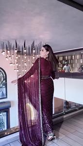 Sari en soie Royal Kasturi avec broderie de paillettes et travail Dori, élégante blouse en satin japonais, style Bollywood, tenue de soirée - Product Image 2