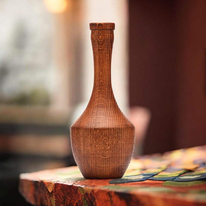 Jarrón de Madera Ligero Hecho a Mano - Diseño Personalizable, Material 100% Natural para Decoración del Hogar o Bar, Regalo para el Día de la Madre - Product Image 2