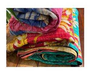 Colcha Kantha Gudri Bengalí Hecha a Mano al por Mayor, Colcha Reversible Vintage de Algodón, Manta Bohemia de 300 Hilos - Product Image 2