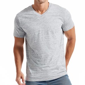 Camiseta de algodón lisa de lujo para hombre, estilo streetwear, cuello en V, hombros caídos, sin capucha. - Product Image 3