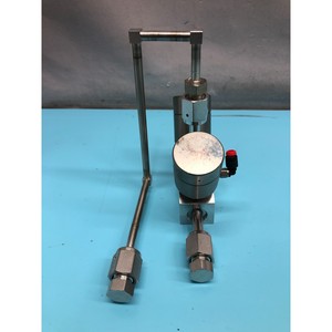 Válvula Dual V PMT KJL APTech AP3550S, 250 PSI Máx. - Equipo y Piezas Semiconductores de Confianza de Marca Global - Product Image 2