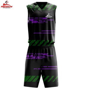 Uniforme de basket-ball personnalisé pour adultes - Imprimé, respirant, antibactérien, protection UV, évacuation de l'humidité, séchage rapide, col en V - Product Image 1