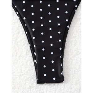 Conjunto de Bikini Personalizado para Mujer con Estampado de Lunares, Top Triangular con Tirantes y Tiras Laterales Ajustables, Tela Elástica - Product Image 4