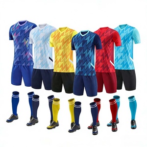 Maillot de football personnalisable, ensemble complet, col en V, manches courtes, nom du joueur, anti-UV, respirant, séchage rapide, maille polyester, football pour hommes - Product Image 1