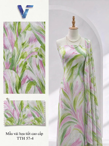 Prendas de Moda Tejidas de Vietnam, 100% Poliéster, Ligeras, 150 cm, Transpirables, 60 g/m², Tela Jacquard con Estampado Floral de Camelia - Product Image 1
