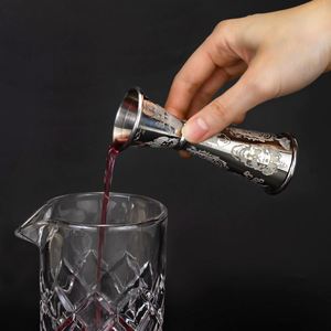 Jigger Japonés de Doble Cara con Diseño de Calavera Grabado, 30+60ml (1+2oz), Herramienta de Medición de Metal para Cocteles y Vino, Taza Medidora de Onzas para Bartender - Product Image 3