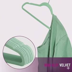 Cintre en velours personnalisé 42 cm, antidérapant, coupe-vent, écologique, de luxe, pour armoire, disponible chez Pavico VN - Product Image 6