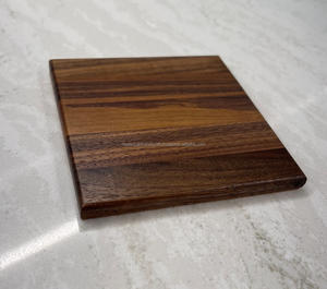 Sous-verre en bois noyer de la meilleure qualité de forme carrée Ensemble de 4 pièces Sous-verre en bois pour tasse à thé Personnaliser le logo Design carré à bas prix - Product Image 4