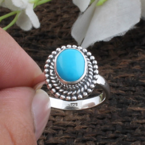 Bague Solitaire Classique Bohème Faite à la Main en Argent Sterling 925 avec Turquoise Sertie Clos, Certifiée Jaipur, Unisexe, pour Mariage et Fête - Product Image 4