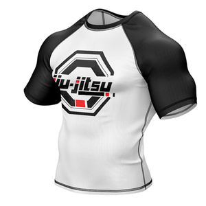 เสื้อรัดกล้ามเนื้อ MMA สำหรับผู้ชาย ระบายอากาศได้ดี กางเกงรัดกล้ามเนื้อสำหรับฝึกซ้อม ผ้ายืดสแปนเด็กซ์/โพลีเอสเตอร์ แขนสั้น 220 กรัม รับสกรีนโลโก้ สำหรับผู้ใหญ่ - Product Image 4