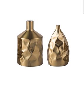 Florero de Metal Rústico con Acabado Duradero, Perfecto para Decoración de Casas de Campo y Arreglos Florales Encantadores para Mesa - Product Image 1