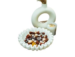 El ónix permite que la luz pase suavemente, creando un cálido brillo ambiental cuando se coloca junto a la luz natural o artificial. - Product Image 4