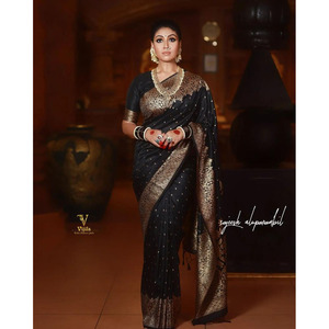 Sari de Seda Banarasi para Boda con Blusa Sin Coser Negra - Product Image 1