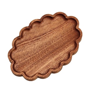 Bandeja de madera en forma de nube Bandeja decorativa de madera de mango para cocina o sala de estar Plato de servicio Bandeja de madera de acacia rústica - Product Image 1