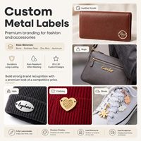 Étiquettes métalliques 3D personnalisées en gros avec logo en relief, étiquettes décoratives en laiton imprimées en sérigraphie pour vêtements, sacs et accessoires vestimentaires