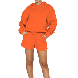 Conjunto deportivo informal de pantalón corto y sudadera de corte holgado para mujer, material transpirable, perfecto para entrenamientos de verano, correr y el día a día. - Product Image 2