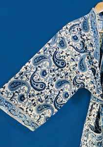 Robe kimono en coton imprimé à la main avec motif paisley bleu, style bohème, robe de détente pour femmes - Product Image 5