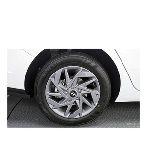 Hyundai Avante Moderne 2025 avec 3 500 km, conduite à gauche, sièges en cuir, caméra de recul - Product Image 5