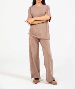 T-shirt ample pour femme de fabricant pakistanais, T-shirt décontracté, ensemble de détente élégant taupe OEM, logo personnalisé OEM/ODM - Product Image 3