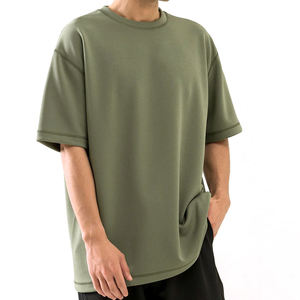 เสื้อยืดคอกลมแขนสั้นผู้ชายทรงโอเวอร์ไซส์สีพื้นผ้าถักสวมใส่สบายๆ - Product Image 2