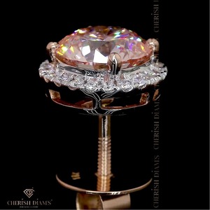 Pendientes de Diamantes con Halo de Color Fantasía, Corte Redondo en Oro Rosa de 18K, Pendientes de Diamantes Finos para Mujer - Product Image 2