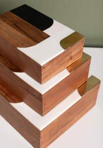 Boîtes à bijoux personnalisées avec incrustation en résine, nouveau design pour bracelets, colliers, montres, boîte de rangement pour bijoux d'IndiaCraftera Exports - Product Image 4