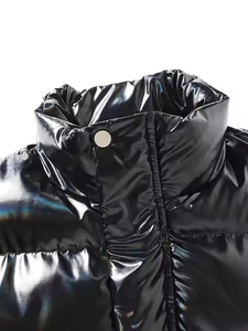 Men's Black Puffer Vest Stand Collar <b>Zipper</b> Closure Windproof Thick Polyester Winter Casual <b>Jacket</b> <b>With</b> Front <b>Pockets</b> - Product Image 5